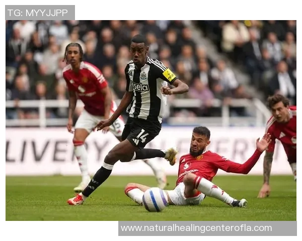 曼联年轻球员承受的巨大压力令人难以想象如何影响他们的成长与表现